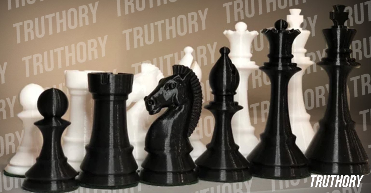 staunton style chess pieces